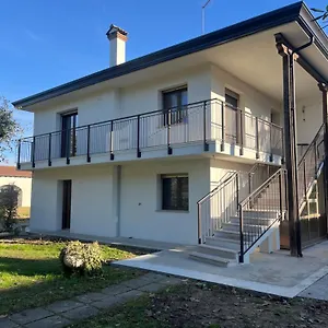 Bed and breakfast Airport Venice Diego 2, Tessera